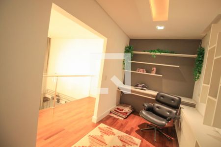 Casa à venda com 590m², 4 quartos e 4 vagas Casa à venda com 590m², 4 quartos e 4 vagasQuarto 5