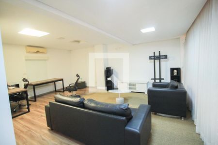 Casa à venda com 590m², 4 quartos e 4 vagas Casa à venda com 590m², 4 quartos e 4 vagasÁrea comum