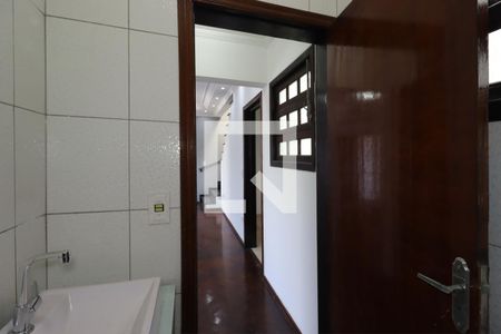 Lavabo de casa à venda com 3 quartos, 302m² em Parque das Nações, Santo André