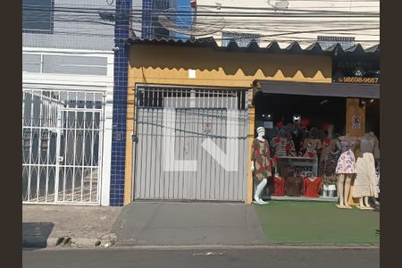 Fachada de casa para alugar com 3 quartos, 250m² em Vila Formosa, São Paulo