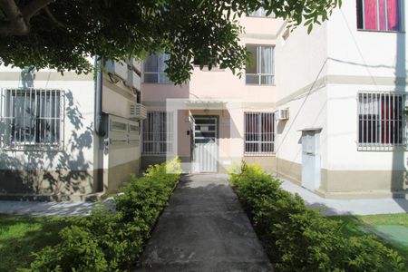 Apartamento à venda com 77m², 2 quartos e 1 vagaEntrada