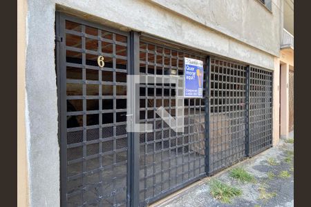 Casa à venda com 120m², 2 quartos e 2 vagasFachada