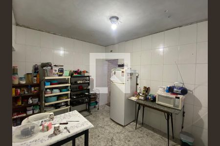 Casa à venda com 120m², 2 quartos e 2 vagasCozinha