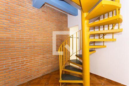 Sala de casa para alugar com 2 quartos, 175m² em Cidade Mãe do Céu, São Paulo