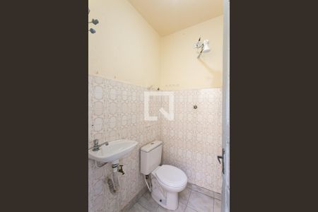 Casa para alugar com 175m², 2 quartos e 1 vaga Casa para alugar com 175m², 2 quartos e 1 vagaBanheiro 2