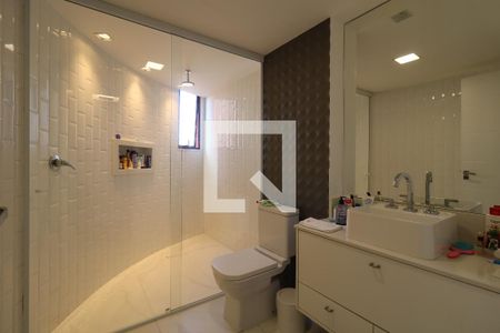 Apartamento à venda com 110m², 3 quartos e 2 vagasBanheiro da Suíte