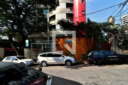 Apartamento à venda com 110m², 3 quartos e 2 vagasFachada