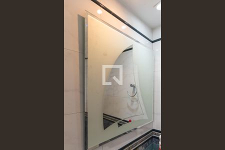 Apartamento à venda com 68m², 2 quartos e 2 vagasBanheiro