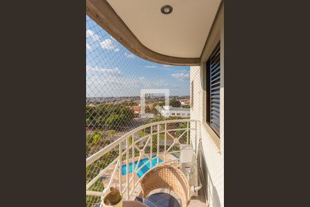 Sacada da Sala de apartamento à venda com 2 quartos, 68m² em Vila Marieta, Campinas