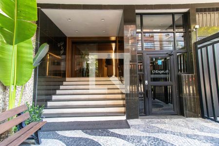 Apartamento à venda com 100m², 3 quartos e 1 vagaFachada