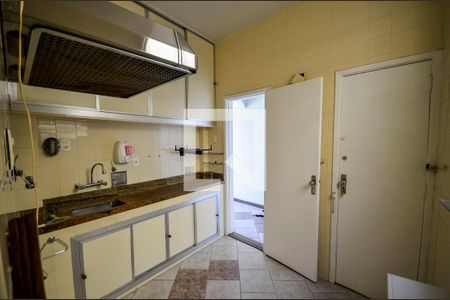 Apartamento à venda com 70m², 2 quartos e sem vagaCozinha