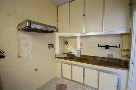 Apartamento à venda com 70m², 2 quartos e sem vagaCozinha