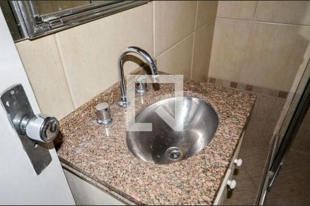 Apartamento à venda com 70m², 2 quartos e sem vagaBanheiro