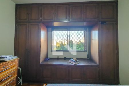 Apartamento à venda com 158m², 3 quartos e 1 vaga Apartamento à venda com 158m², 3 quartos e 1 vagaquarto 2 janela