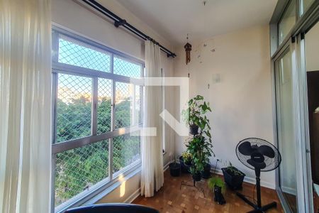 Apartamento à venda com 158m², 3 quartos e 1 vaga Apartamento à venda com 158m², 3 quartos e 1 vagavaranda