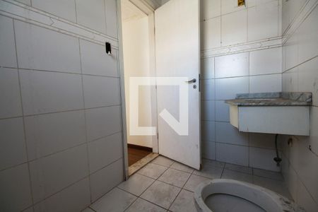 Casa à venda com 204m², 4 quartos e 2 vagasBanheiro 1