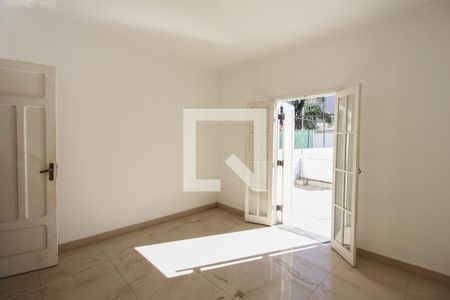 Casa à venda com 204m², 4 quartos e 2 vagasQuarto 3