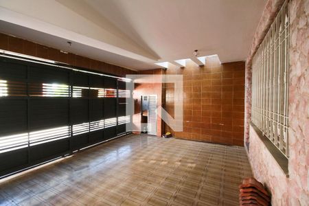 Casa à venda com 204m², 4 quartos e 2 vagasGaragem