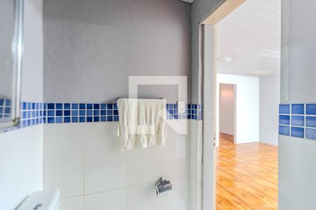 Casa para alugar com 55m², 2 quartos e 1 vaga Casa para alugar com 55m², 2 quartos e 1 vagaBanheiro