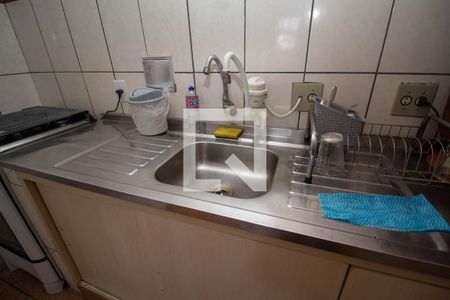 Casa à venda com 240m², 3 quartos e 1 vaga Casa à venda com 240m², 3 quartos e 1 vagaCozinha - Torneira