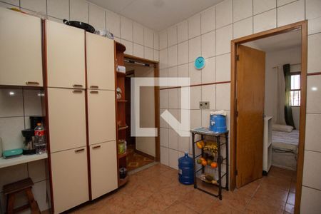 Casa à venda com 240m², 3 quartos e 1 vaga Casa à venda com 240m², 3 quartos e 1 vagaCozinha