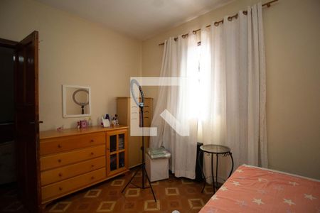 Quarto 1 de casa à venda com 3 quartos, 240m² em Vila Palmeiras , São Paulo