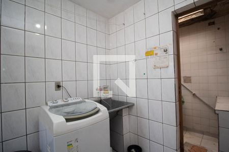 Casa à venda com 240m², 3 quartos e 1 vaga Casa à venda com 240m², 3 quartos e 1 vagaÁrea de Serviço