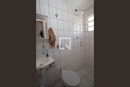 Casa à venda com 240m², 3 quartos e 1 vaga Casa à venda com 240m², 3 quartos e 1 vagaBanheiro