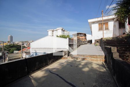 Casa à venda com 240m², 3 quartos e 1 vaga Casa à venda com 240m², 3 quartos e 1 vagaTerraço