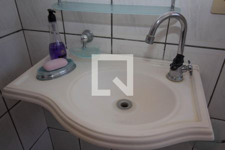 Casa à venda com 240m², 3 quartos e 1 vaga Casa à venda com 240m², 3 quartos e 1 vagaBanheiro