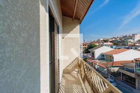 Casa para alugar com 111m², 2 quartos e 4 vagas Casa para alugar com 111m², 2 quartos e 4 vagasQuarto 1 Varanda