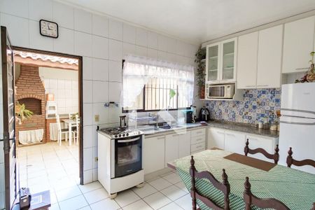 Casa para alugar com 111m², 2 quartos e 4 vagas Casa para alugar com 111m², 2 quartos e 4 vagasCozinha