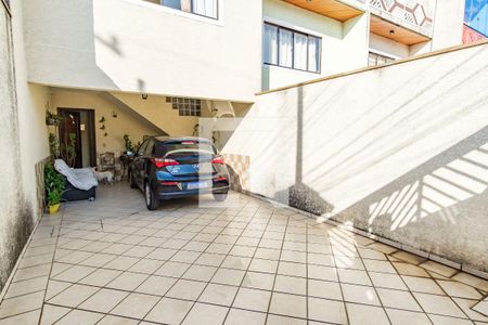 Casa para alugar com 111m², 2 quartos e 4 vagas Casa para alugar com 111m², 2 quartos e 4 vagasGaragem
