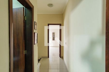 Casa para alugar com 111m², 2 quartos e 4 vagas Casa para alugar com 111m², 2 quartos e 4 vagasCorredor dos Quartos