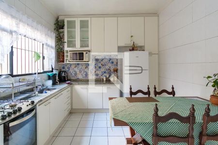 Casa para alugar com 111m², 2 quartos e 4 vagas Casa para alugar com 111m², 2 quartos e 4 vagasCozinha