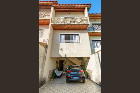 Casa para alugar com 111m², 2 quartos e 4 vagas Casa para alugar com 111m², 2 quartos e 4 vagasGaragem