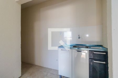 Cozinha de kitnet/studio para alugar com 1 quarto, 26m² em Medianeira, Porto Alegre