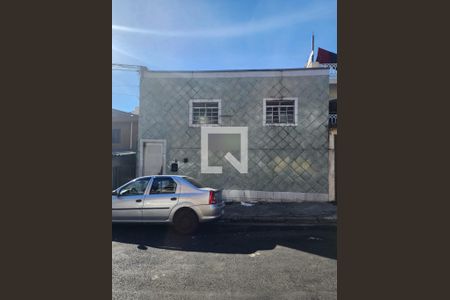 Casa para alugar com 40m², 1 quarto e sem vaga Casa para alugar com 40m², 1 quarto e sem vagaEntrada