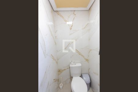 Apartamento à venda com 135m², 4 quartos e 2 vagasBanheiro de Serviço