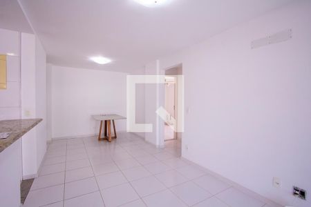 Apartamento para alugar com 89m², 2 quartos e 2 vagasSala