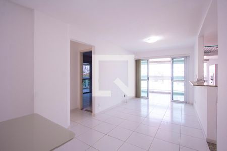Apartamento para alugar com 89m², 2 quartos e 2 vagasSala