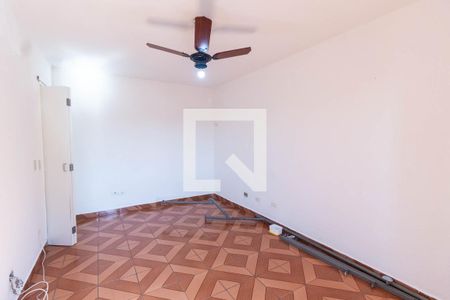 Quarto 1 de casa para alugar com 2 quartos, 200m² em Vila Celeste, São Paulo