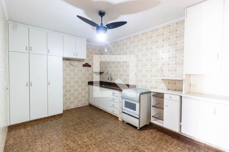 Casa para alugar com 200m², 2 quartos e 2 vagasCozinha
