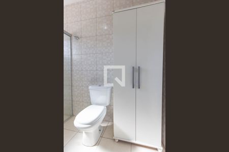 Casa para alugar com 200m², 2 quartos e 2 vagasBanheiro