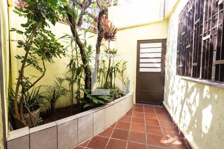 Casa para alugar com 200m², 2 quartos e 2 vagasJardim