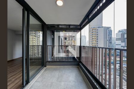 Sacada de apartamento para alugar com 2 quartos, 69m² em Jardim das Acácias, São Paulo