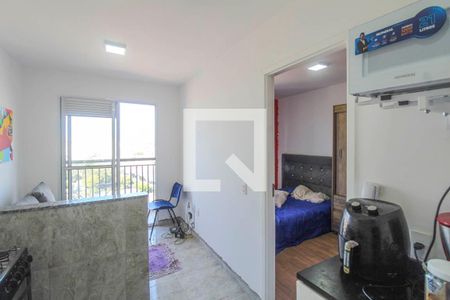 Sala/Cozinha de apartamento à venda com 1 quarto, 31m² em Vila Tolstoi, São Paulo