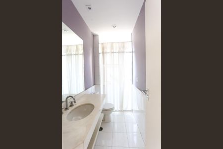 Apartamento à venda com 158m², 2 quartos e 2 vagasBanheiro