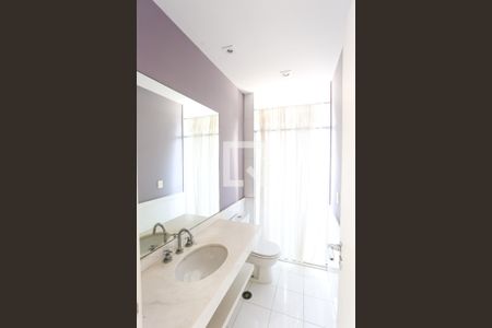 Apartamento à venda com 158m², 2 quartos e 2 vagasBanheiro