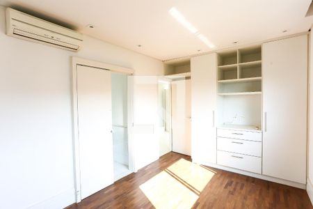 Apartamento à venda com 158m², 2 quartos e 2 vagassuíte 1